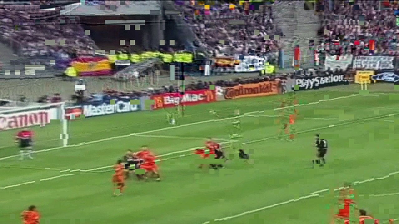 اهداف مباراة ريال مدريد و فالنسيا 3-0 - نهائي دوري الابطال 2000