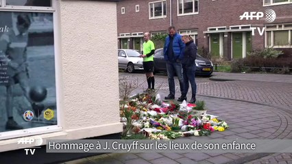 Les habitants d'Amsterdam rendent hommage à Johan Cruyff