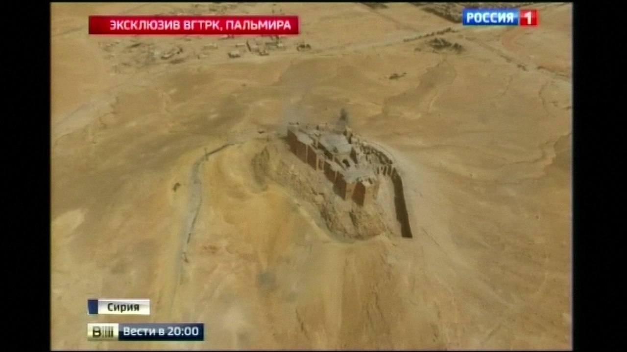 Drone footage shows ongoing battle for Palmyra