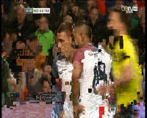 انطوان جريزمان يتقدم لفرنسا بهدف رائع