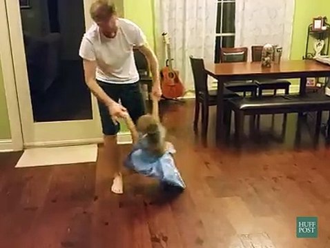 Best and Unique dance of Father and daughter on Aladdin Title Song