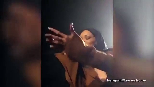 Rihanna surprise par la voix de son fan