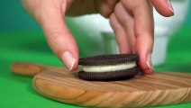Turn Oreos into Christmas Trees, Lollipops and More for the Holidays