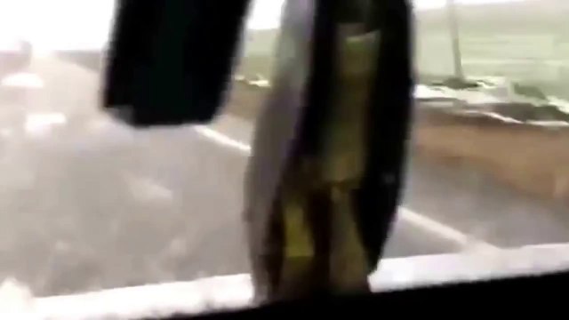 Assaltantes atingidos por raio após roubar igreja em Sao Pittsburg - Russia