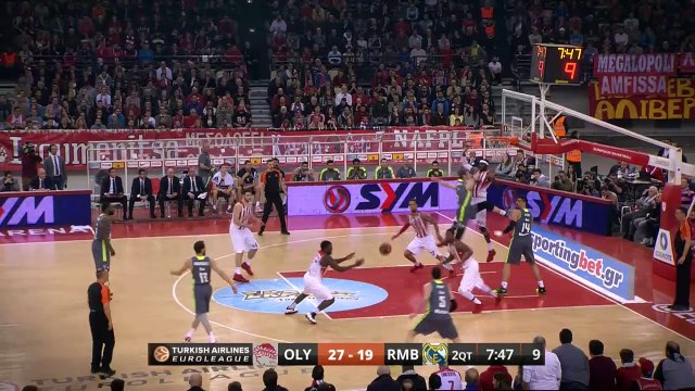 #NoJumpNoGlory Dunk of the Night: Hakim Warrick, Olympiacos Piraeus