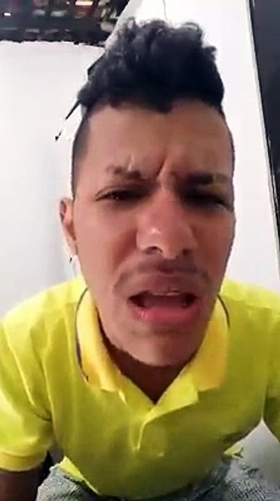todo canto tem boy essas veia curujona se na sua rua tem compartilhe