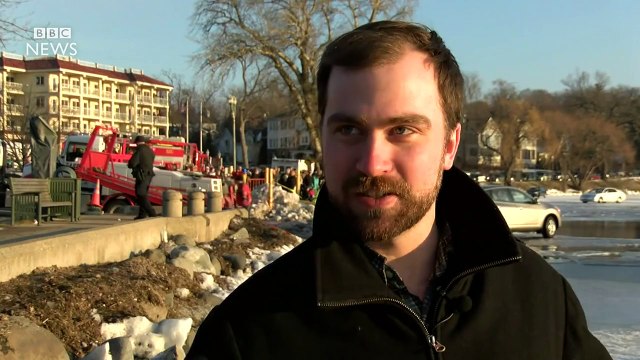 Frozen car park unexpectedly melts - BBC News