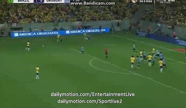 Neymar Amazing Elastico Skills Brazil 2-2 Uruguay
