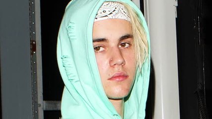 Justin Bieber is the First Artist to Hit 10 Billion Views on Vevo!