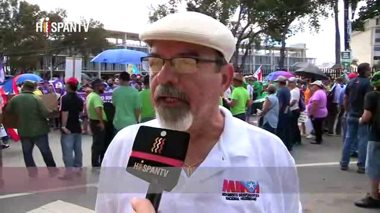 Puertorriqueños protestan contra junta impuesta por EEUU