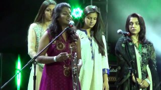 Pakistani National Anthem Sung By An American Pakistani Girl In A Ceremony Watch Video