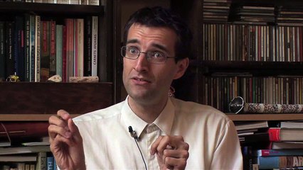 Ses chroniques sur Europe 1 "Voyage en Autistan"" sont vraiment bien.