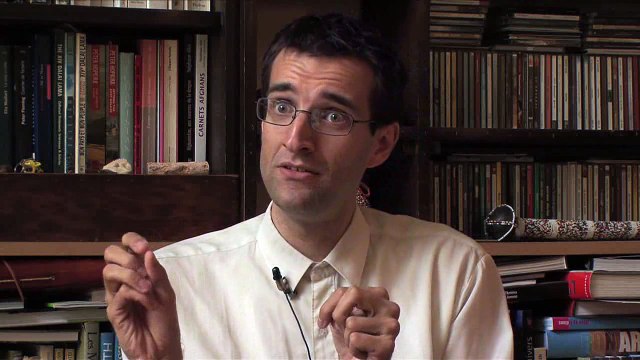 Ses chroniques sur Europe 1 Voyage en Autistan sont vraiment bien.