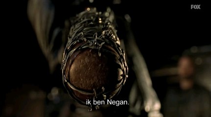 The Walking Dead: Negan introduces himself in Season 6 finale trailer