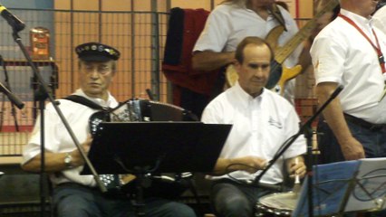 Ducs d'Albe : Sur la route de San francisco     Chants de Marins  Dunkerque