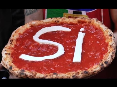 Napoli - Referendum trivelle, anche i pizzaioli per il Sì (25.03.16)