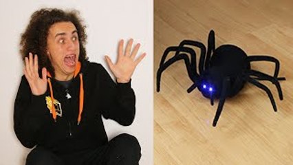 KWEBBELKOP-SCARY JUMP SCARE PRANK (QA Kwebbelkop)