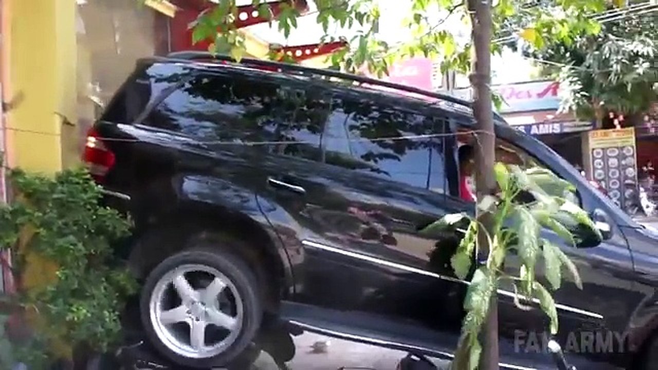 Best Fails of the Week 1 May 2015 || FailArmy