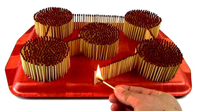 Réaction en chaine avec des allumettes !