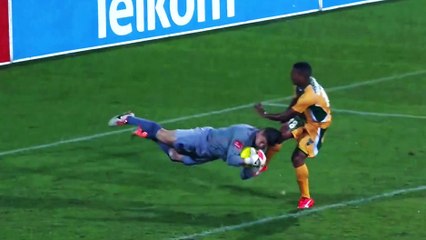 Un gardien de foot très provocateur en afrique du sud !