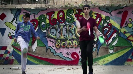 Des nez rouges pour un clown palestinien en prison
