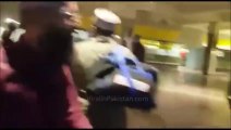 People Strike Junaid Jamshed At Airport