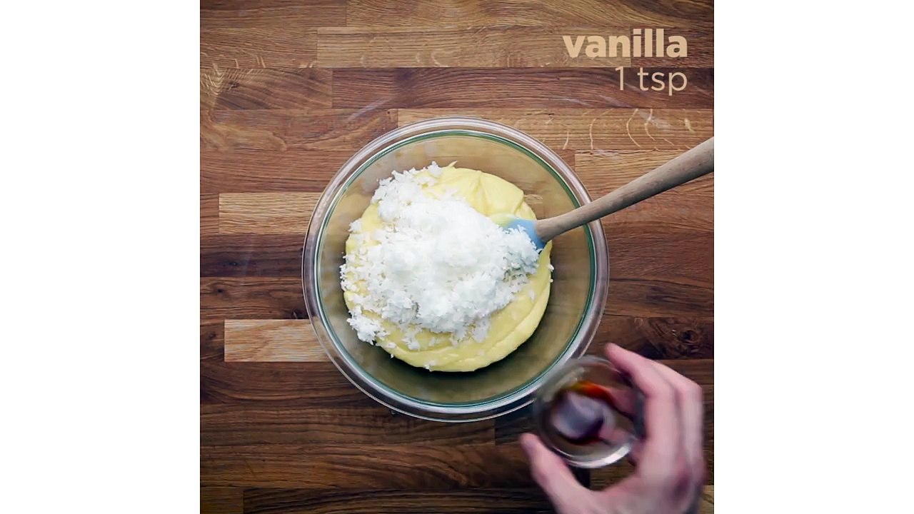 Coconut Cream Pie Puffs