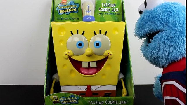 Spongebob Squarepants Talking Cookie Jar meets Sesame Street Cookie Monster eating Play-Doh Cookies!