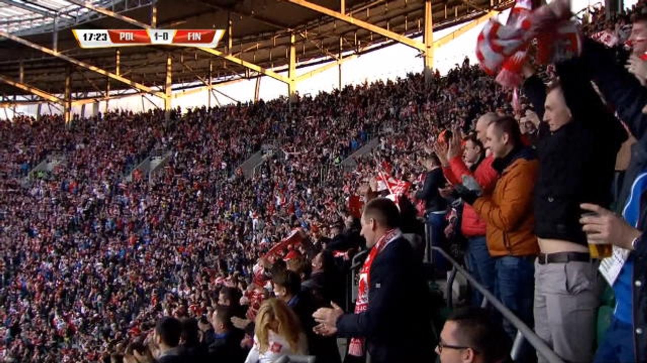 Amical - La Pologne déroule