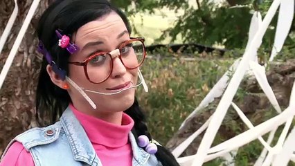 Katy Perry - I go for Steve Johnson