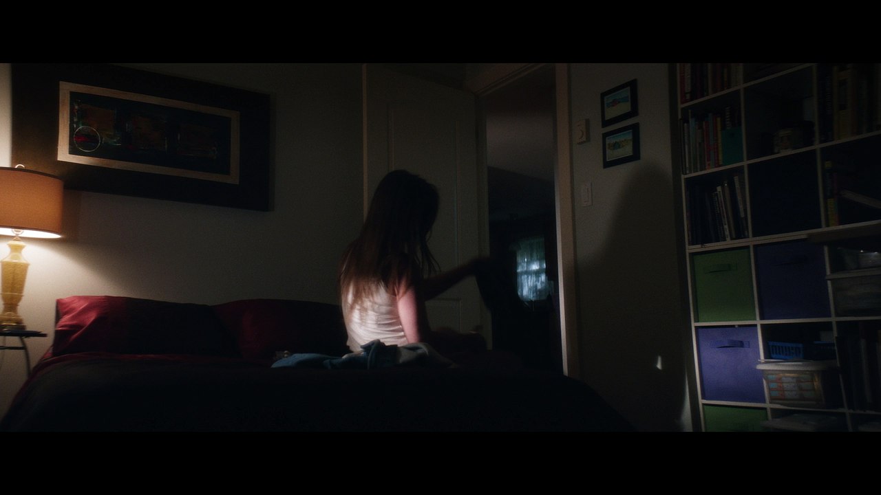 The Girl in the Photographs - Exclusive Clip: Janet is Taken