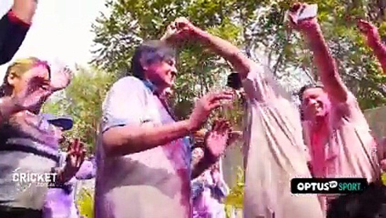 How Glenn Maxwell Enjoying HOLI . This Video Going Viral On SOcial Media