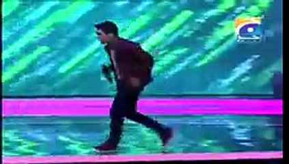 Asim Azhar Performs Live on Pakistan Idol