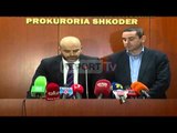 Report TV - Shkodër, mina me telekomandë e arsenal armësh, tre në pranga