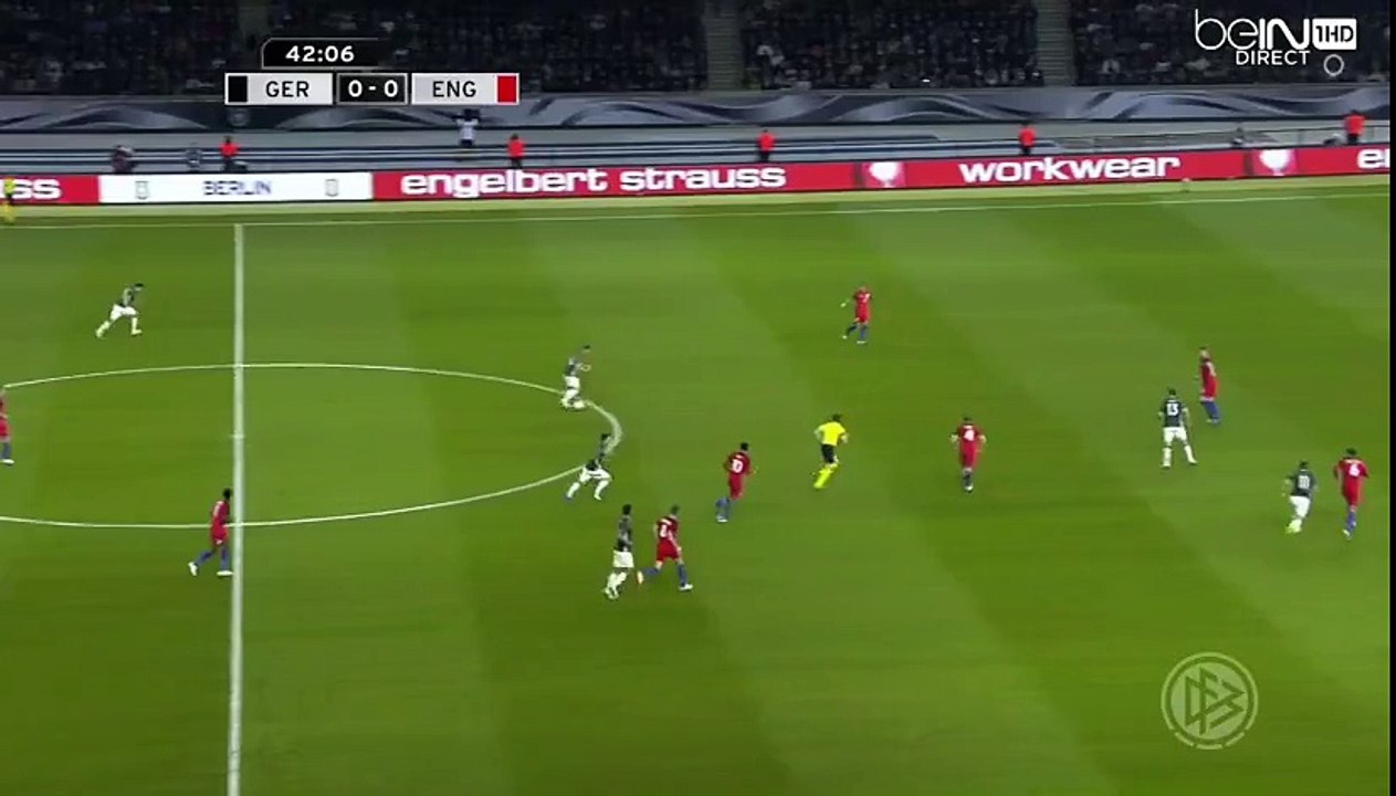 Toni Kroos Amazing Goal - Germany 1-0 England 26.03.2016