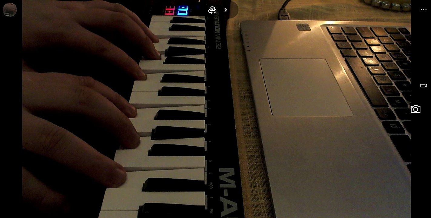 spiller på mitt keystation 32 usb piano