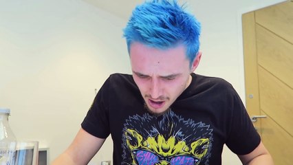 GHOST CHILLI PEPPER CHALLENGE!