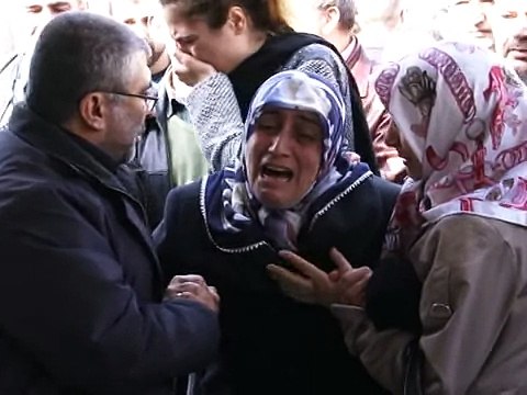 Şehit polisin cenazesinde gözyaşları sel oldu.