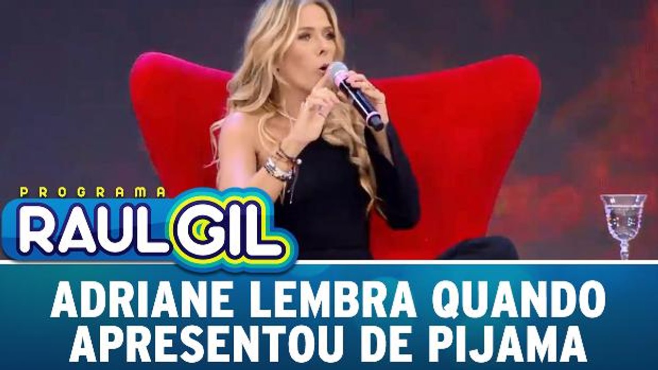 Adriane Galisteu lembra quando apresentou de pijama no SBT