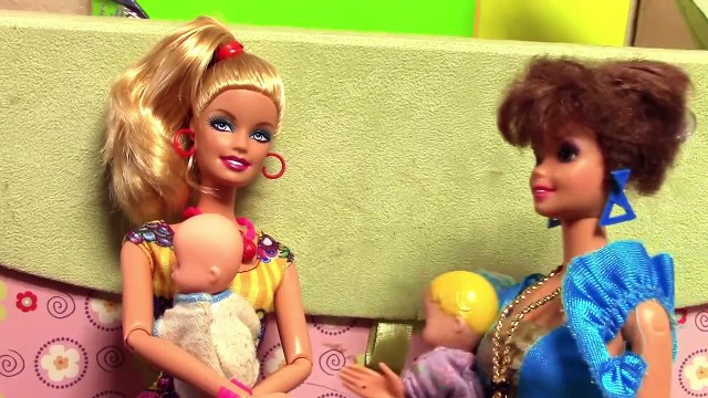 Princess Elsa and Kristoff Babies FROZEN Parody Barbie Moms Toddlers