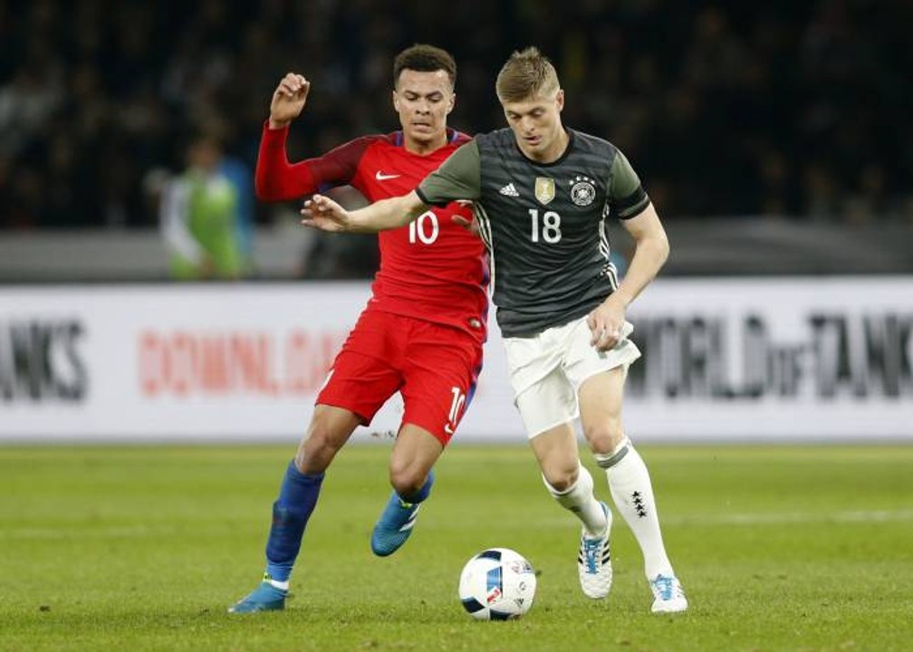Germany vs England 2-3 All Goals & Highlights (26.03.2016)  Match