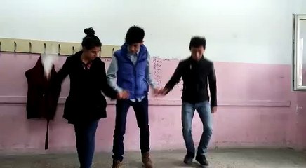 Kaymak Tivi Halay Çekemeyen Abimiz :)