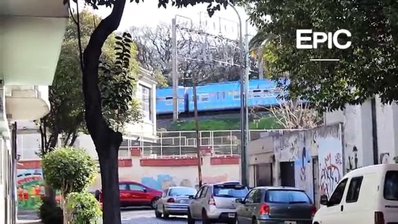 Ferrocarril Linea Roca - Roca Rail Line - Buenos Aires, Argentina (HD)