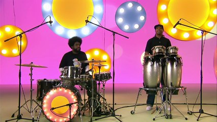 Questlove and Knuckles from The Roots - Yo Gabba Gabba!