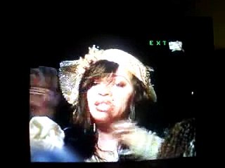 Sophie danse sabar avec Ndiole