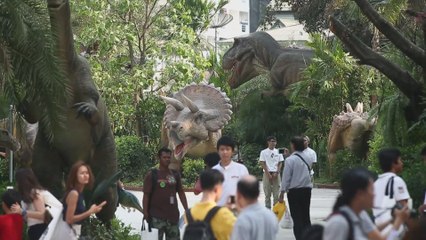 Caminar entre dinosaurios es posible en Dinosaur Planet Bangkok
