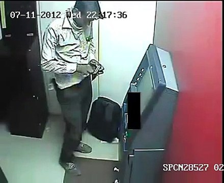 Guy Looted The ATM Just In 3 Mins MUST WATCH
