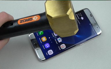 Samsung Galaxy S7 Edge Hammer & Knife Scratch Test