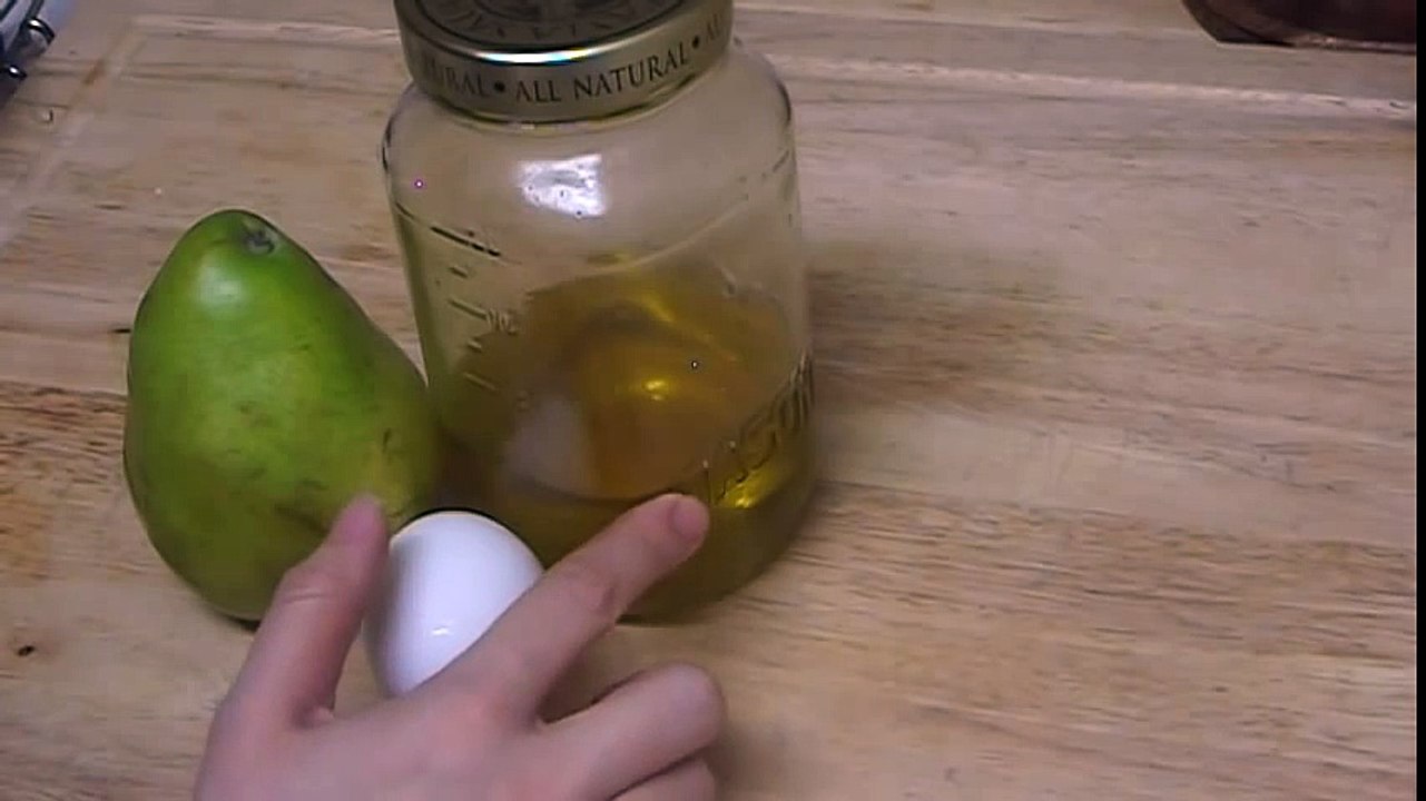 How to Get Rid of Dandruff & Grow Healthy Hair Using Home Remedies to prepare Homemade Hair Mask