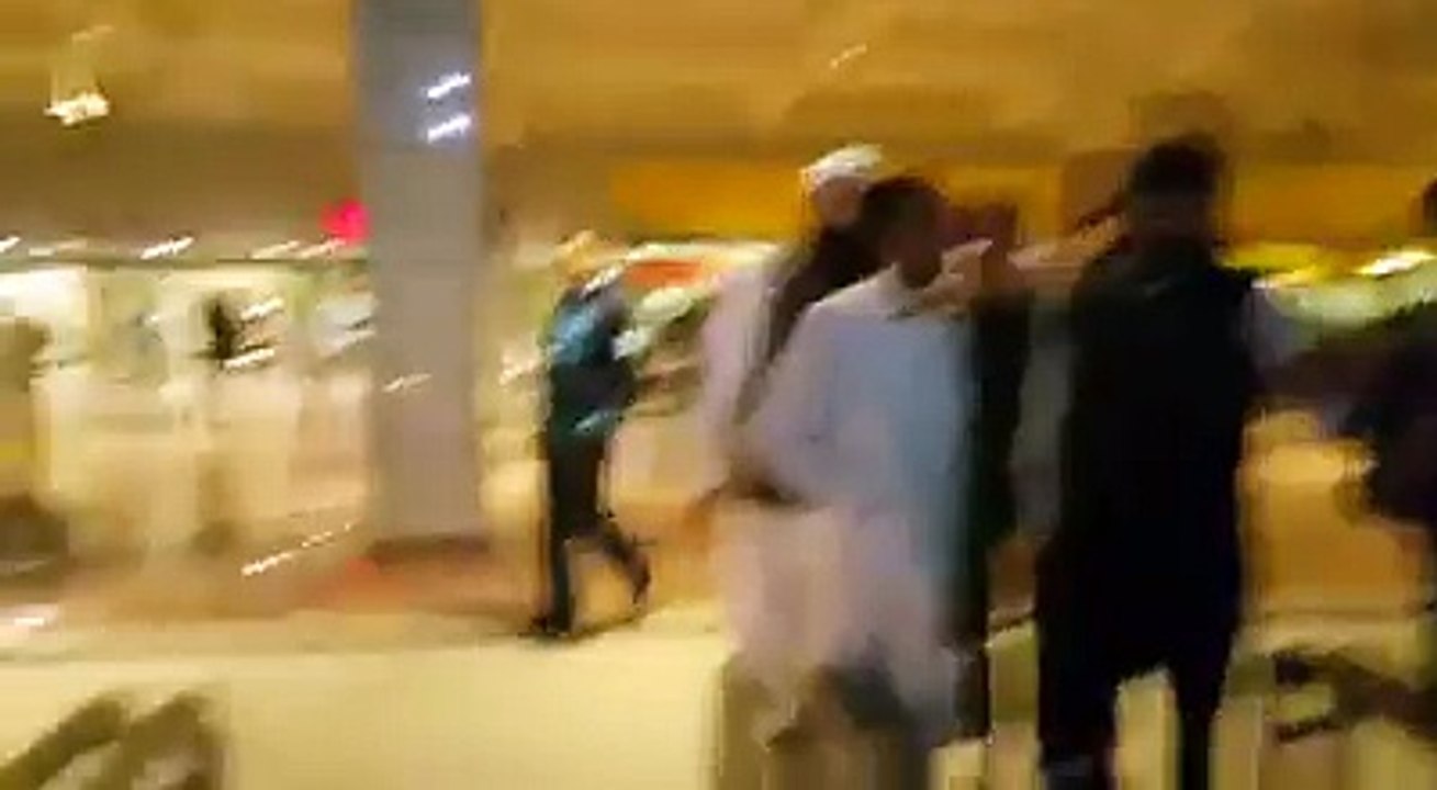 Juniad jamshed fight the airport